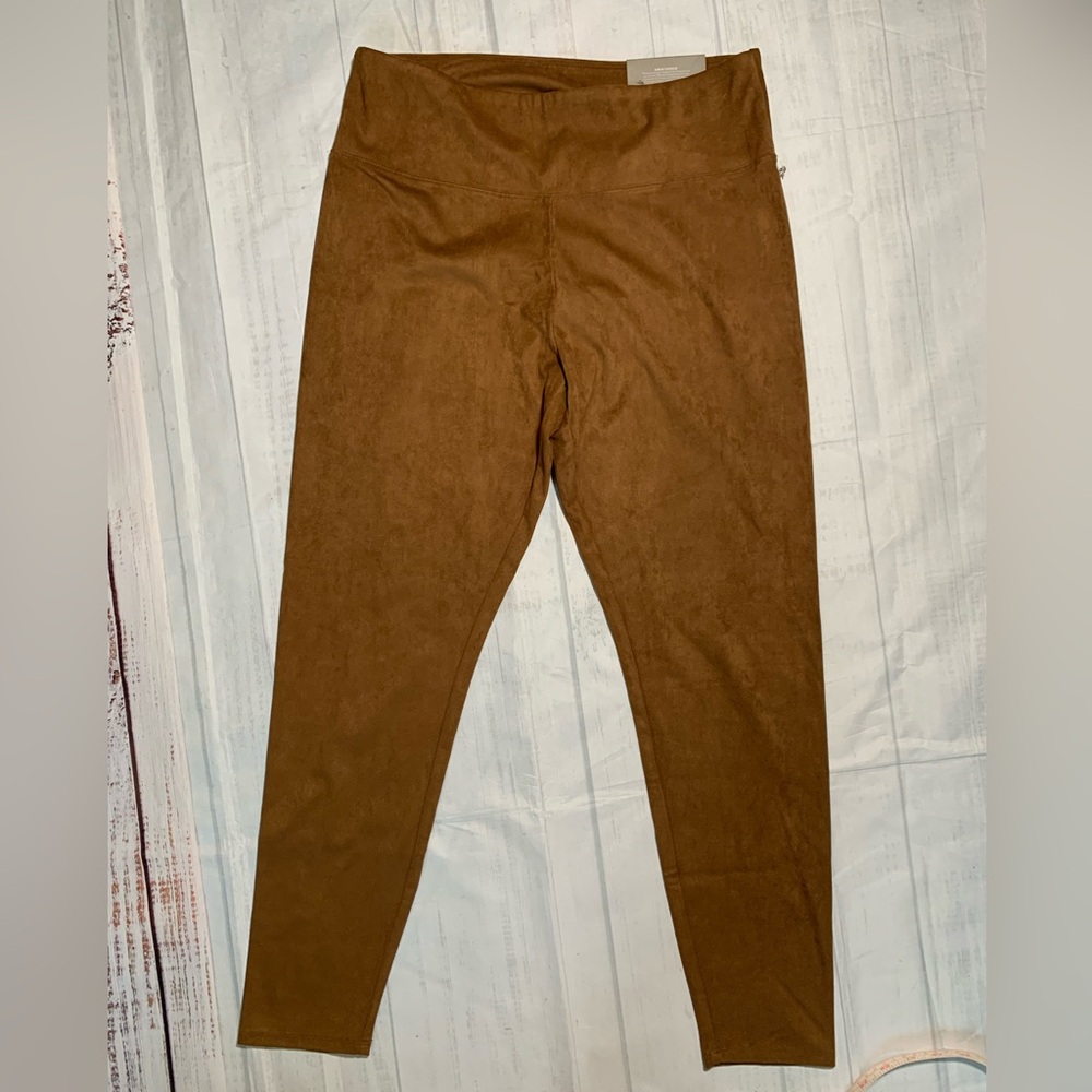 NWT Soft Surroundings Faux Suede Leggings. Size M.